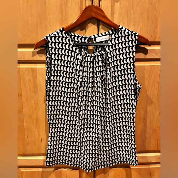 Calvin Klein sleeveless tank, black and white crescent, moon shape design - Picture 2 of 5